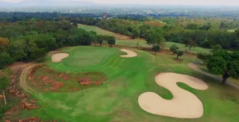 Mountain Creek Golf Resort - Jungle et roche Seve Ballesteros