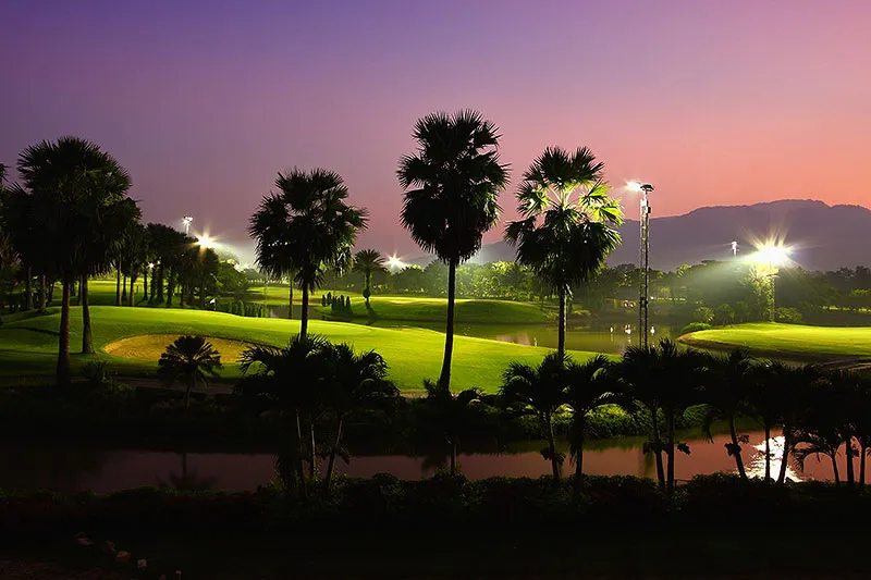 Summit Green Valley Chiang Mai - La Reine du Nord par Dennis Griffiths